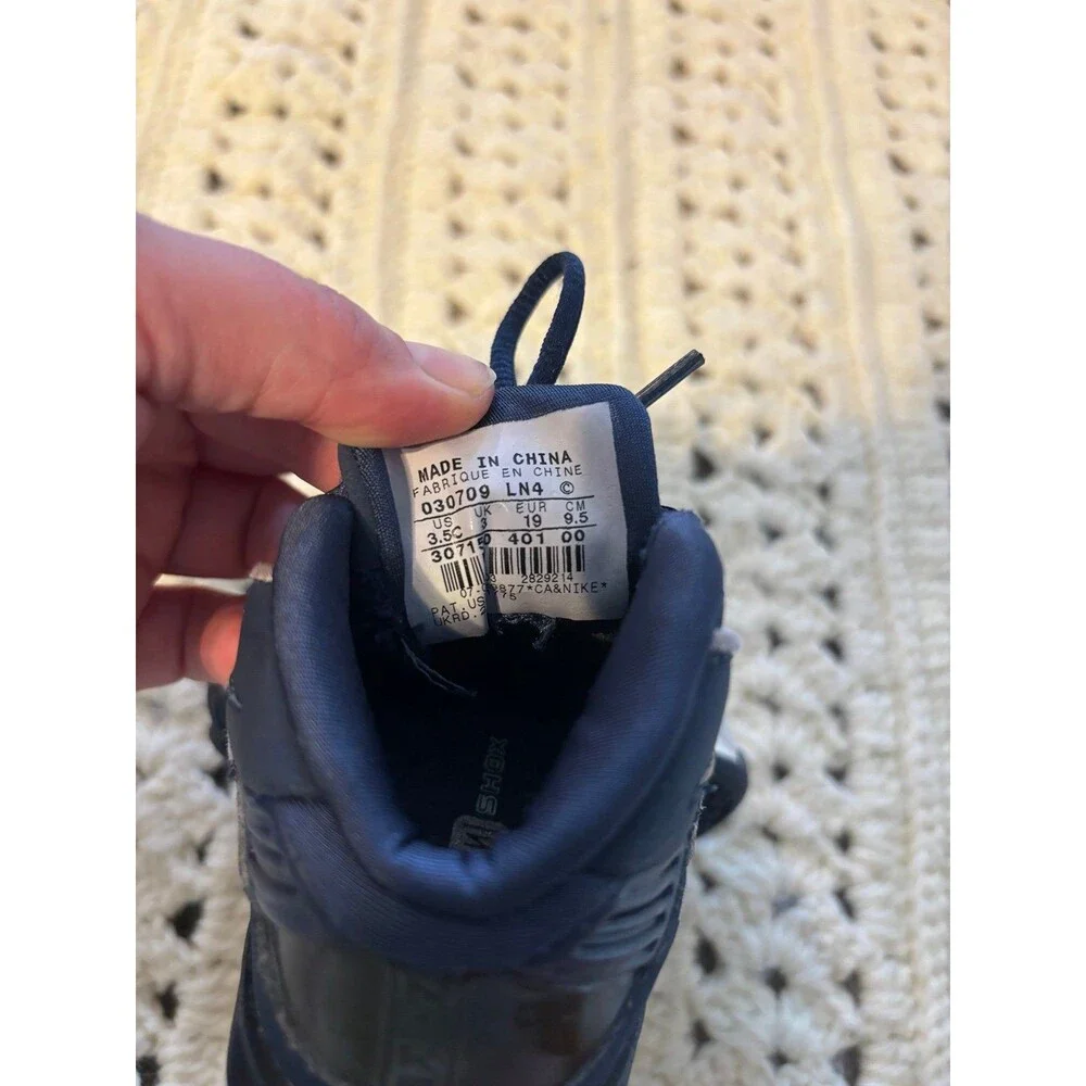 Nike shox baby shoes 3.5C athletic vintage y2k navy white